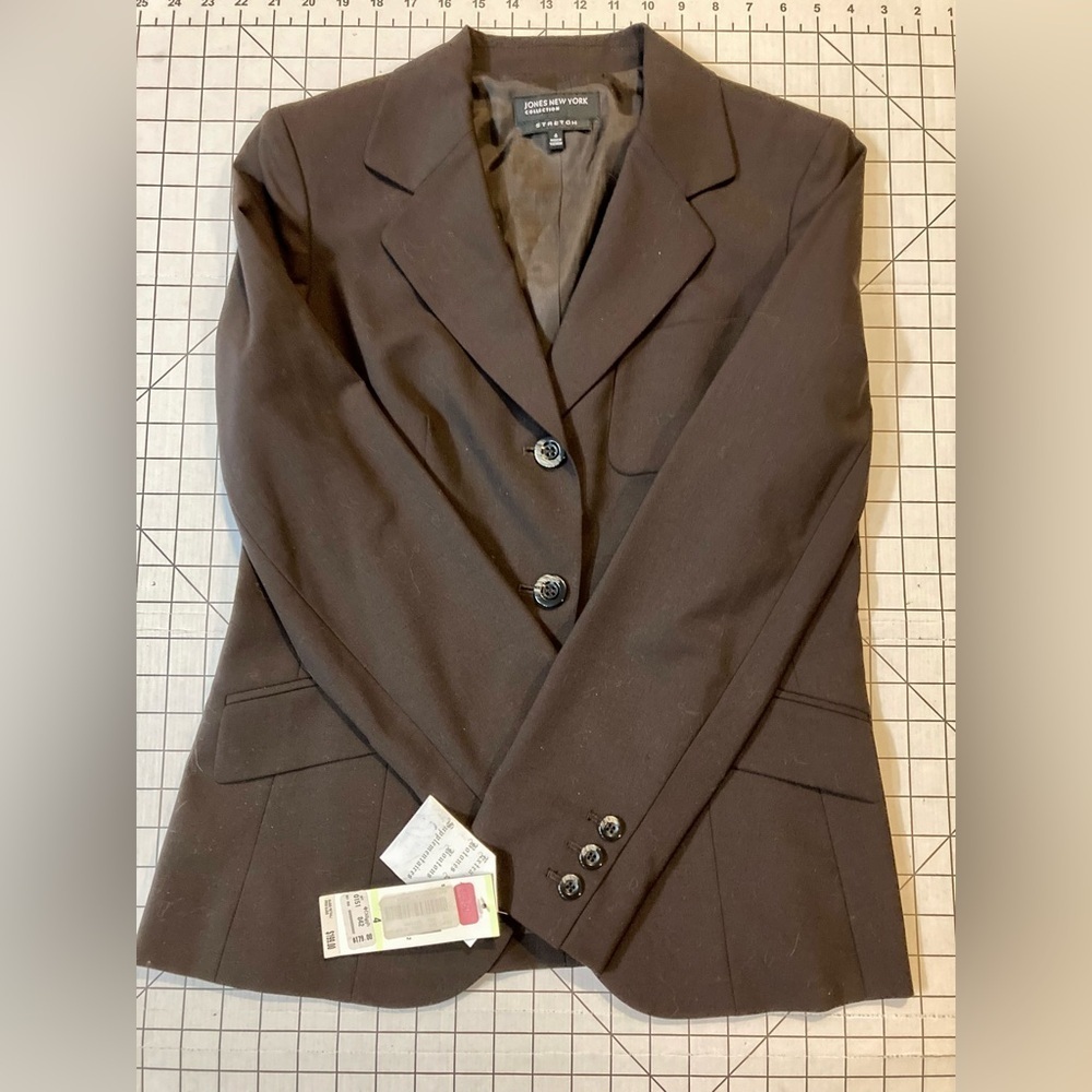 NWT Jones New York Collection Women’s Size 4 Stretch Brown Two Button‎ Blazer